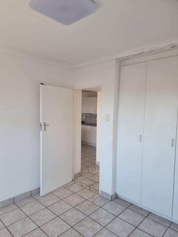 2 Bedroom Property for Sale in Hartenbos Central Western Cape
